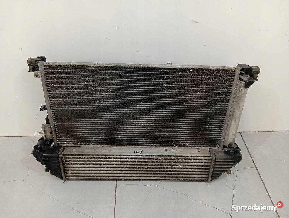 CHŁODNICA WODY INTERCOOLER KOMPLET WENTYLATOR 14 Rok produkcji 2017
