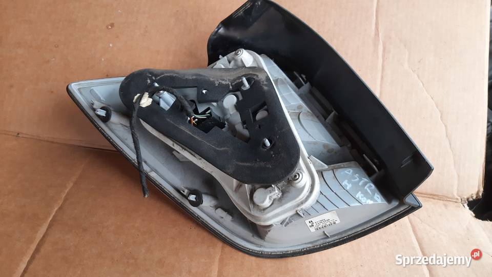 Lampa tylna prawa tył prawy Opel Astra H kombi Dębno sprzedam