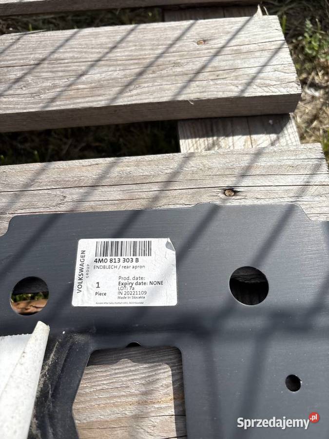 Pas tylny Audi Q7 II dolnośląskie Jelcz-Laskowice
