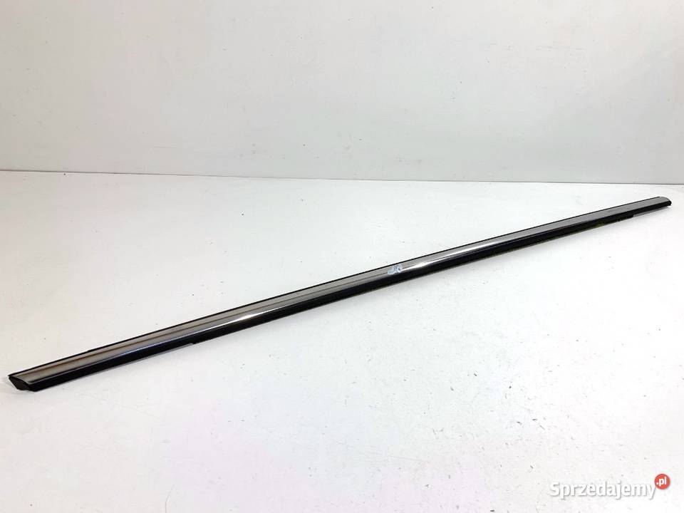 LISTWA ZGARNIAJĄCA PRZÓD PRAWY MINI CLUBMAN F54