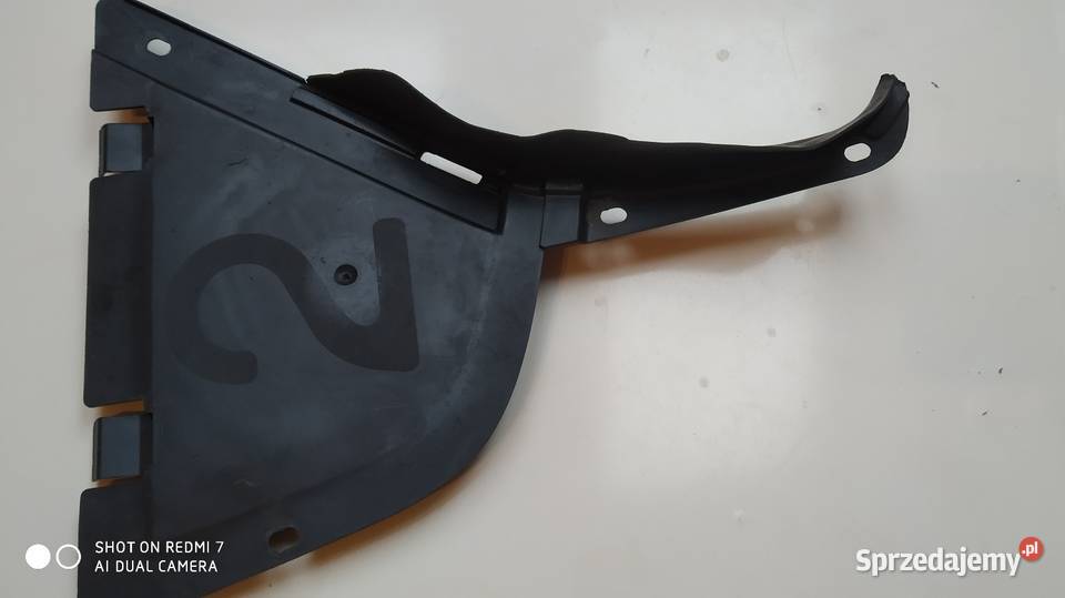 BMW E36 mocowanie nadkola prawy przód oryginał Nadkola Tomaszów Mazowiecki