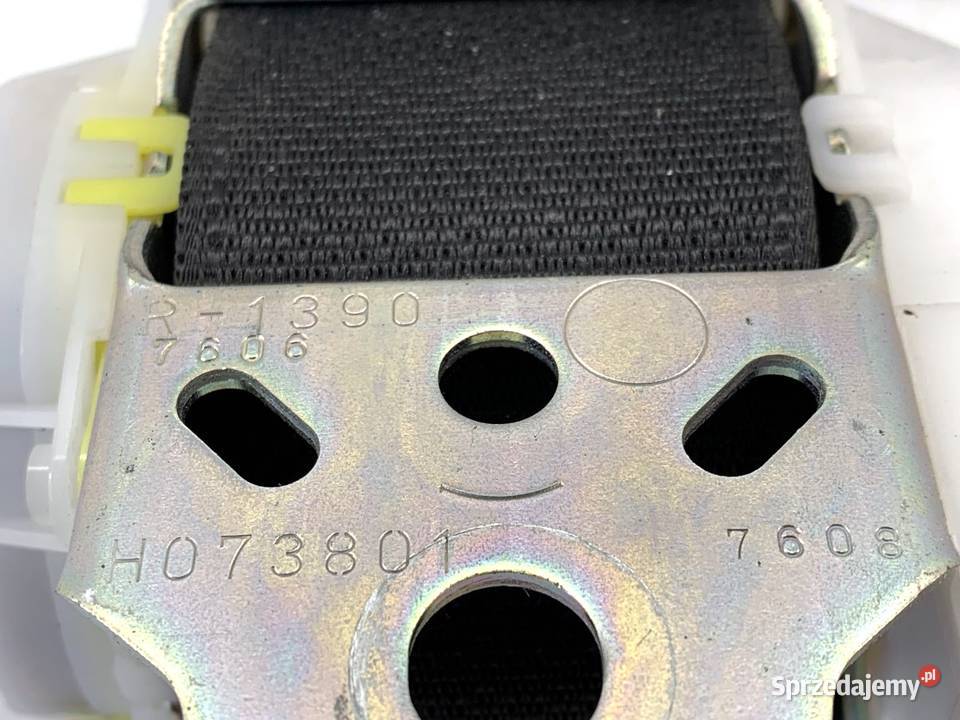 PAS BEZPIECZEŃSTWA PRAWY TYŁ TOYOTA RAV 4 IV osobowe