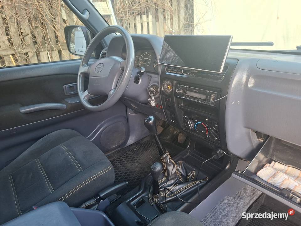 Toyota Land Cruiser 30TD 4x4 3000cm3 Polanów