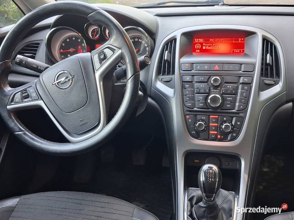 OPEL ASTRA J 14TURBO FABRGAZ SALON Trzebnica