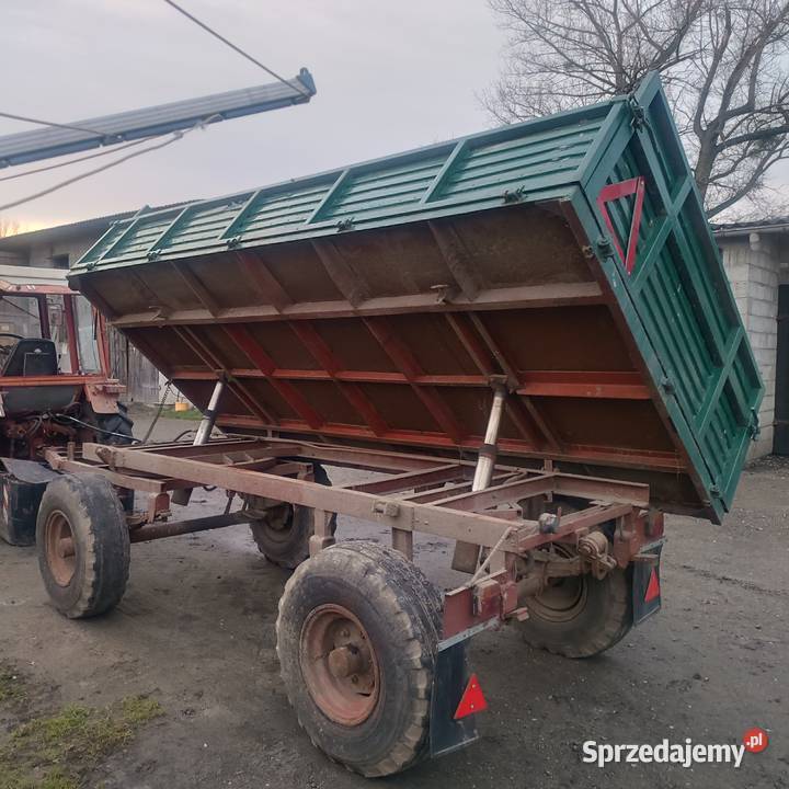 Przyczepa rolnicza wywrotka