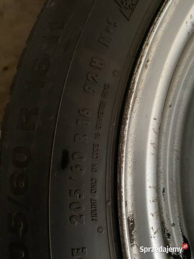 Felg plus opony zimowe Audi b9 zima Kłodzko sprzedam