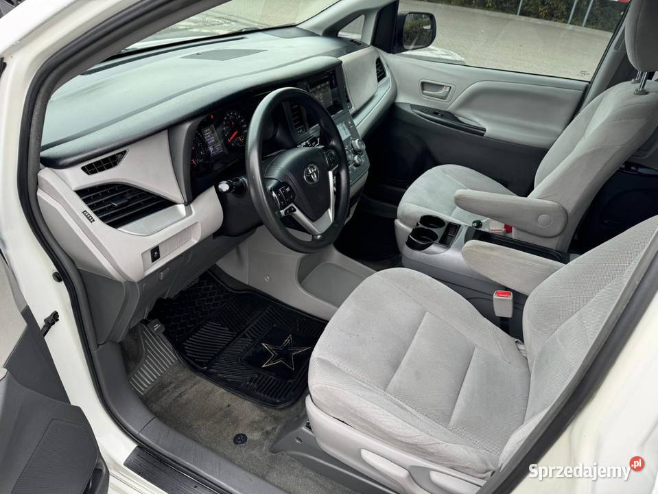 Toyota Sienna 2017 Raszyn