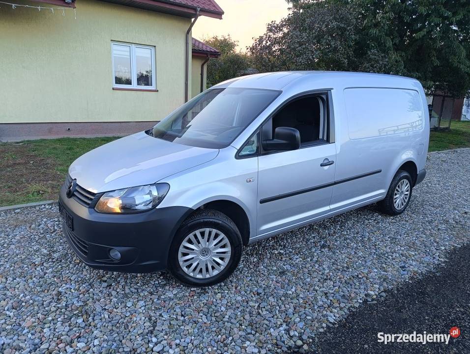 Volkswagen Caddy Long 16TDI klima dużym serwisie Rok produkcji 2011 Poniatowa