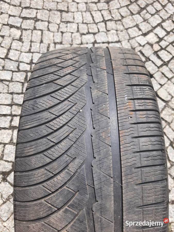 Komplet Opon MICHELIN 2554019 PILOT ALPIN 19cale Samochodowe