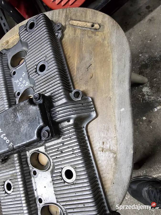 Suzuki GSX 600 f katana pokrywa zaworów zaworowa Jelenia Góra