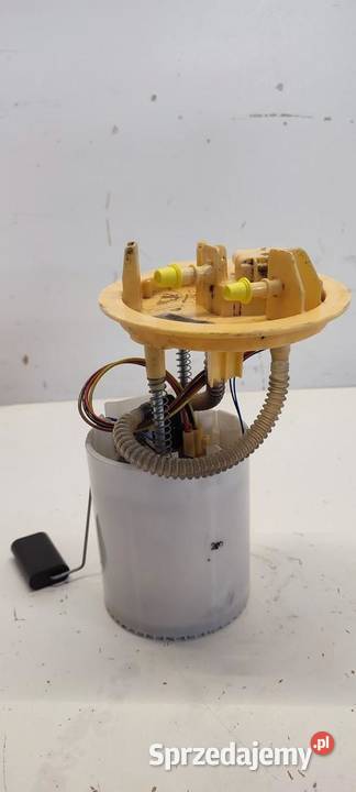 MERCEDES X117 CLA POMPA PALIWA A2464701294