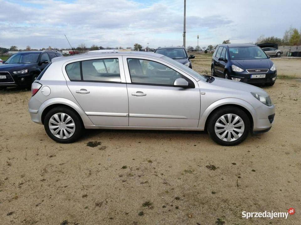 Opel Astra 16 105 klima elektryka zadbany H Strzegom