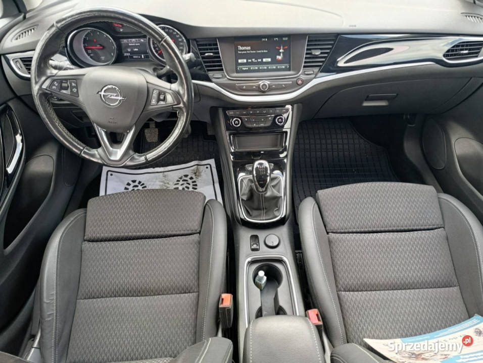 Opel Astra Astra Sports Tourer Bezwypadkowa mały 4/5