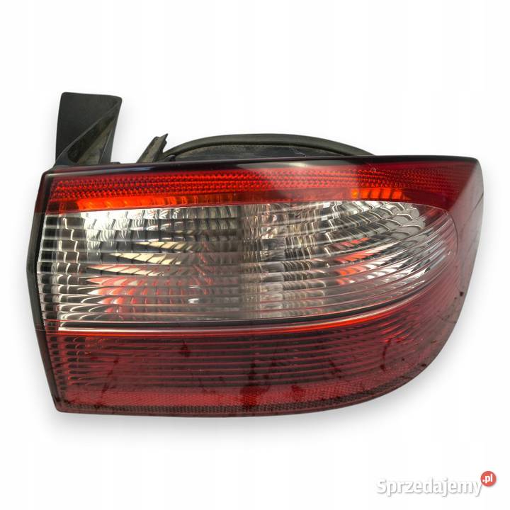 LAMPA PRAWA Renault Laguna II 20012005 tylna Lampy tylne lubelskie