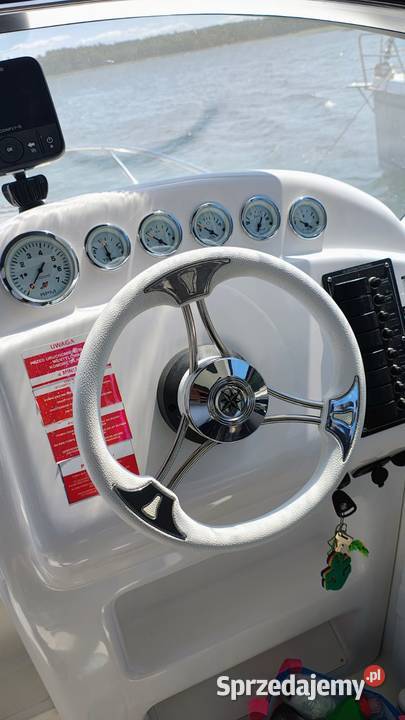 Jacht motorowy Coral 690 Coral 750 w top wersji Giżycko