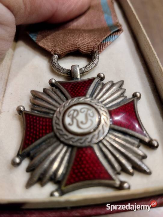 Moskiewski Krzyż Zasługi srebrny sprzedam