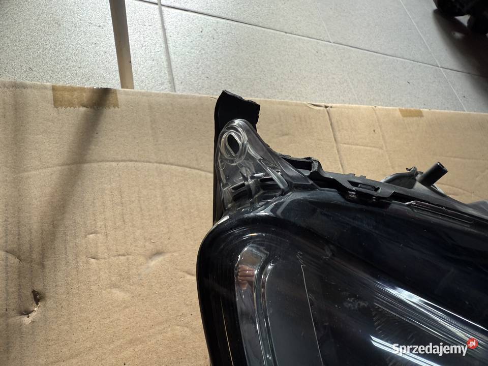 Ford Fusion 2016 USA lampa przednia lewa osobowe Lampy przednie Kolbuszowa Dolna