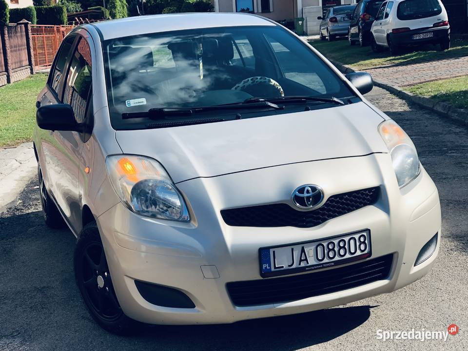 Toyota Yaris FL 10VVTi 69 Klimatyzacja 5drzwi 280000km Przeworsk