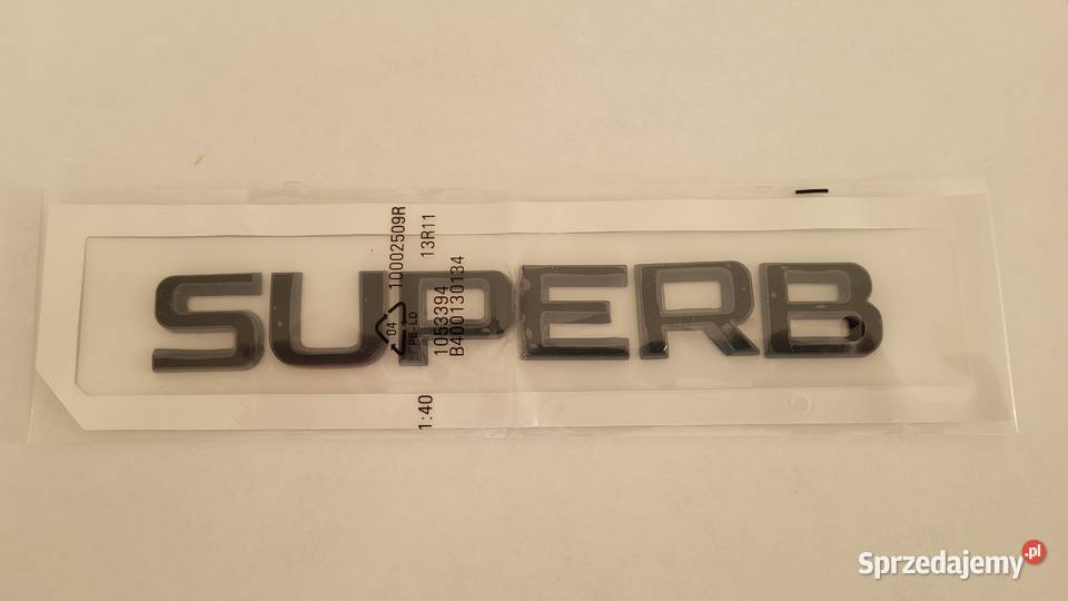 NOWY emblemat SUPERB czarny klejany znaczek Akcesoria samochodowe