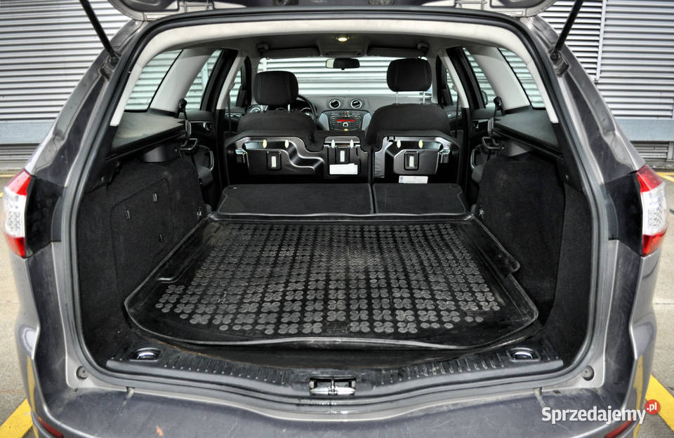 Ford Mondeo Kombi 20 Benzyna 145 Bezwypadkowy Rok produkcji 2012 Mondeo łódzkie Łódź