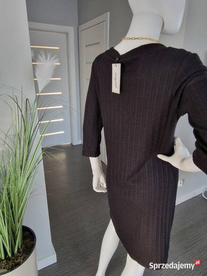Dzianinowa czarna sukienka Moda i Styl Nowogard