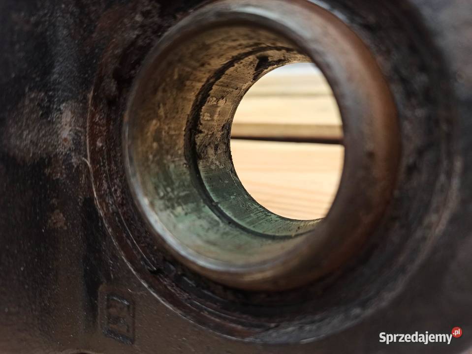 Siłownik tylnego tuza JCB Fastrac 8250 90321023 Wilkowo