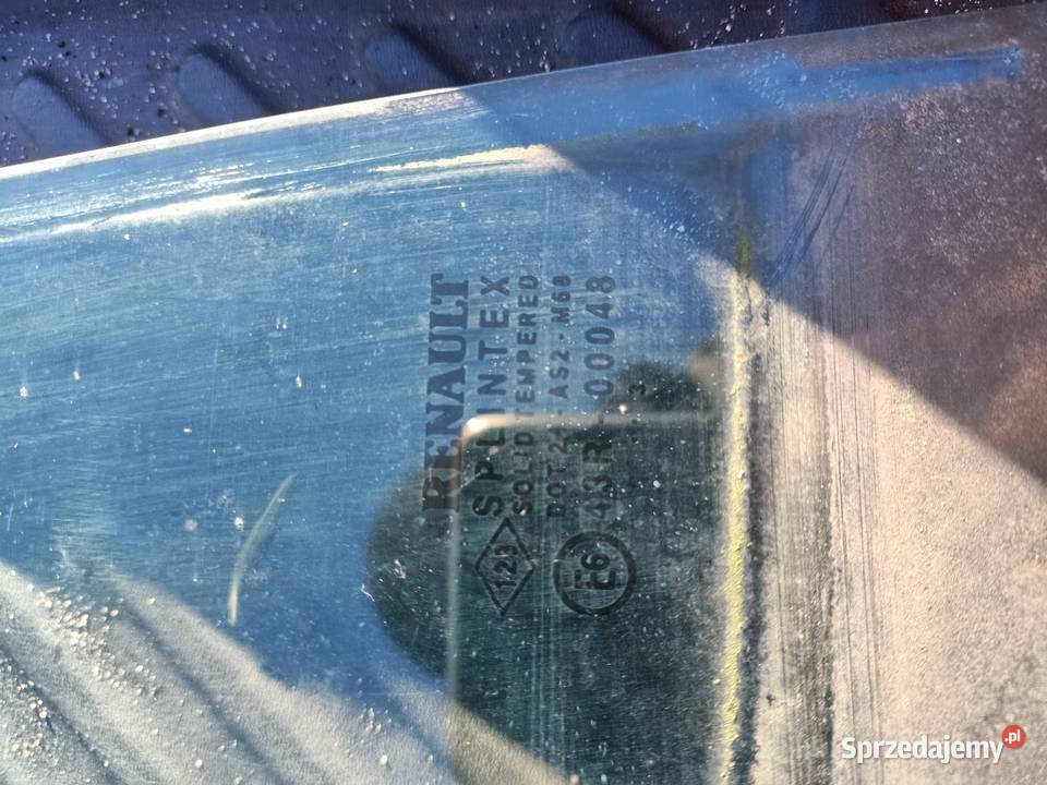 Szyba drzwi tylna prawa renault scenic II 2 Szczecin