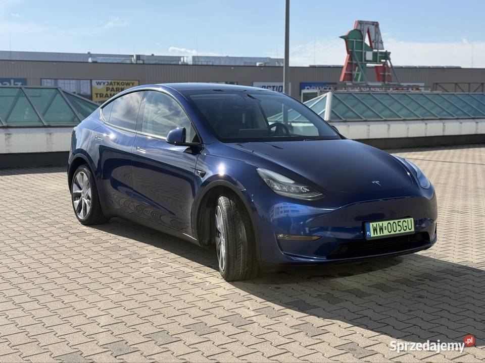 Tesla y VAT marża Warszawa