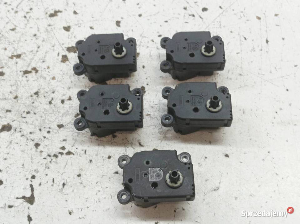 SILNICZEK NAGRZEWNICY KPL 5 U9518001U Opel Astra świętokrzyskie