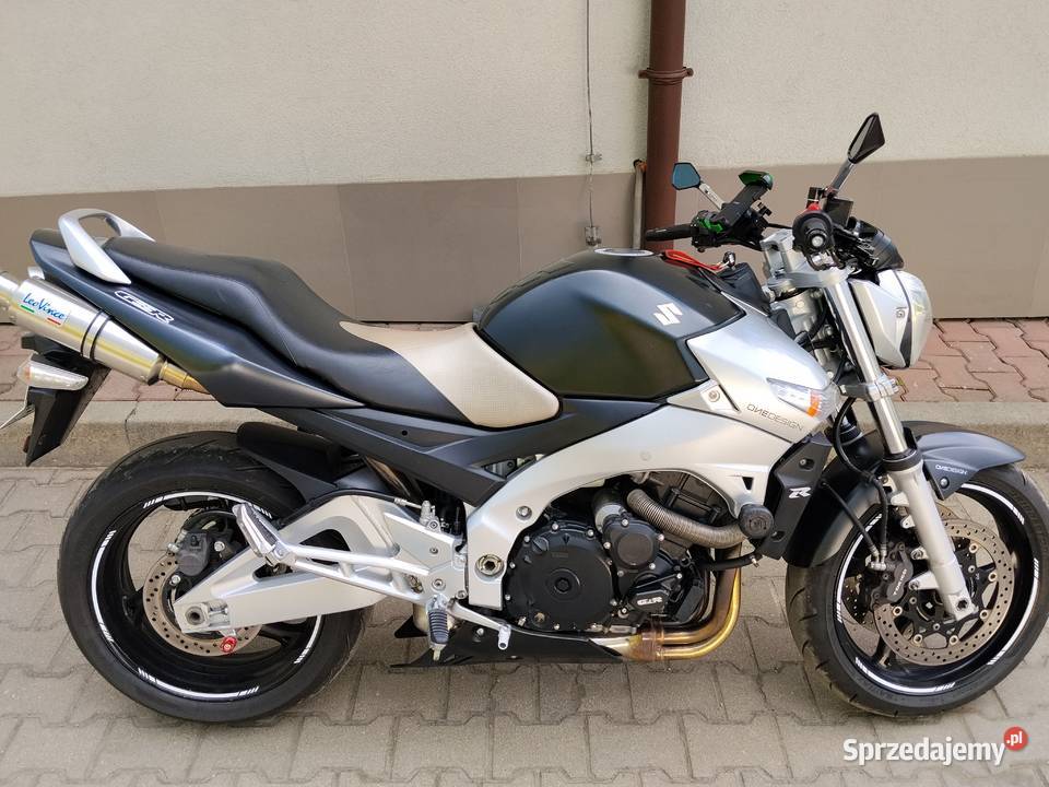 Suzuki GSR 600