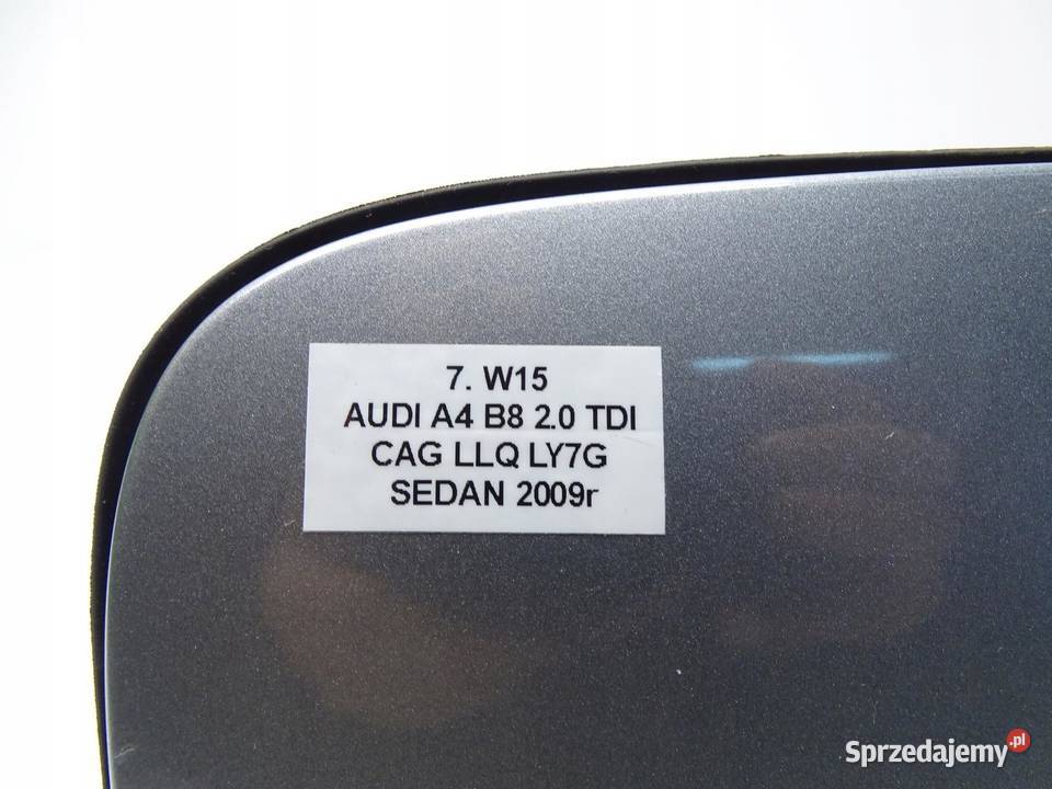 KLAPKA WLEWU PODSTAWA PALIWA KOREK 8K0809999A