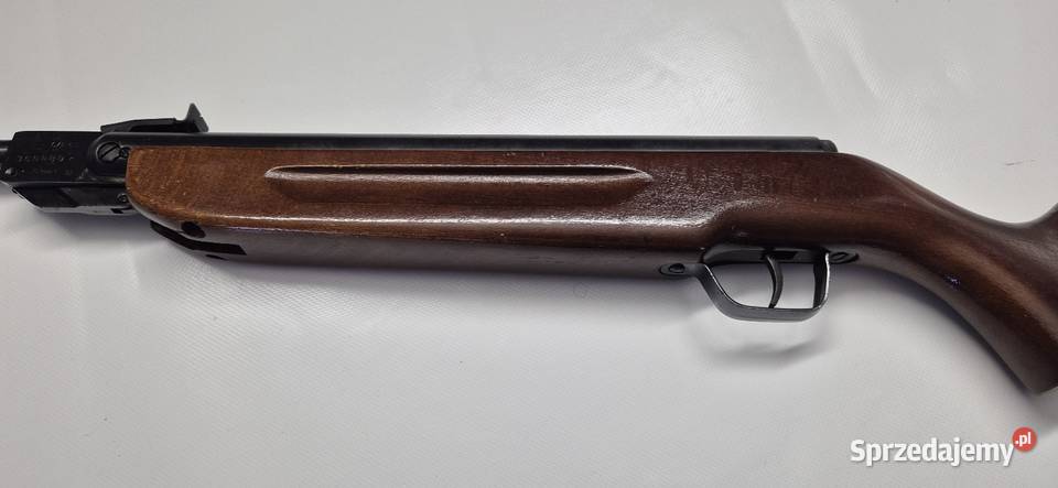 Slavia 630 wiatrówka Konin