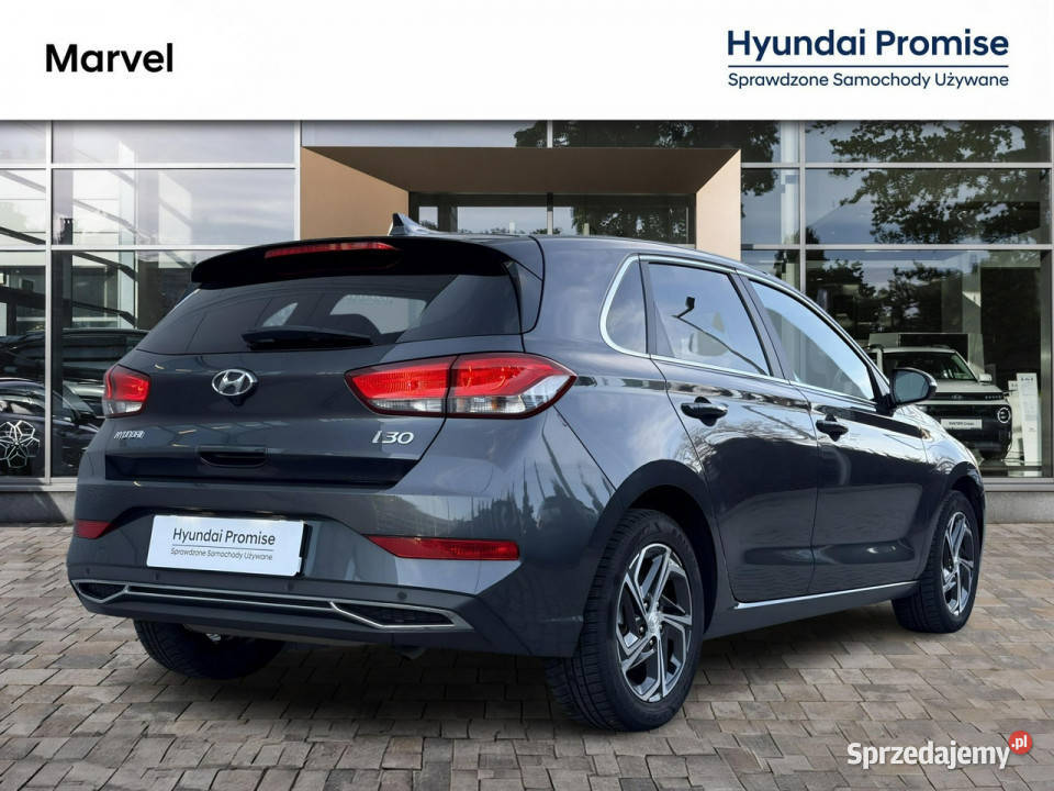 Hyundai i30 15 TGDI 160 6MT MHEV 48 Wersja Smart komputer pokładowy