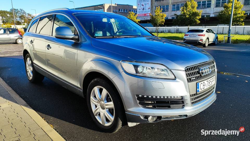 Audi Q7 42 TDI V8 326 ładne dużym serwisie SLine