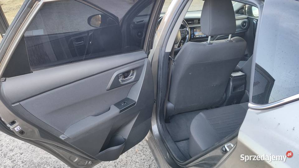 Toyota Auris II 16 HB mega wyposażony tanio 404400km Orzechowo