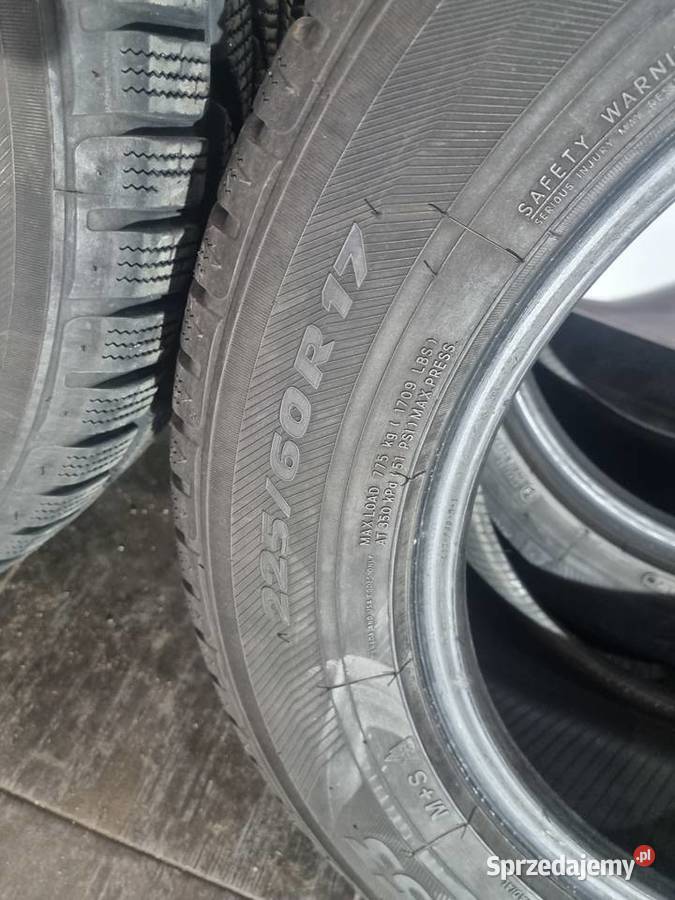 OPONY ZIMOWE 22560 R17 225 Samochodowe Skierniewice sprzedam