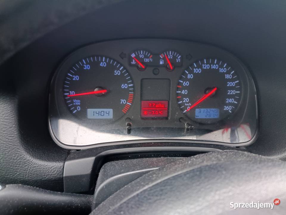 Sprzedam golf 4 16 8v benzynalpg klimatyzacja