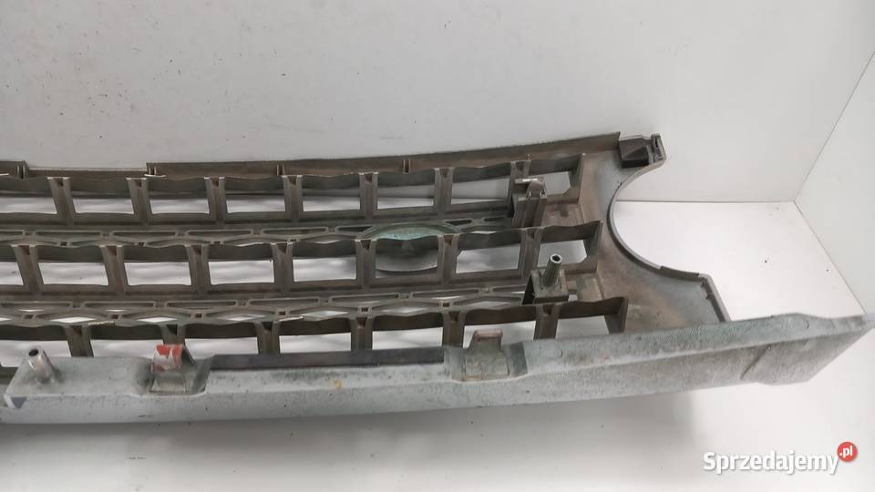 LAND ROVER DISCOVERY III L319 ATRAPA GRILL CHROM osobowe sprzedam