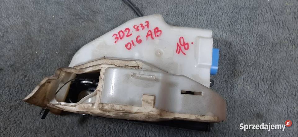 Mechanizm zamka zamek drzwi VW Caddy III Prawy świętokrzyskie