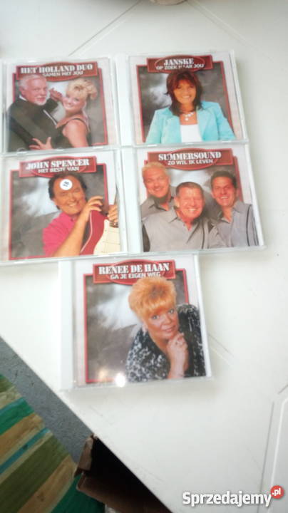 Płyty CD 100 sztuk Płyty i kasety Błaszki sprzedam