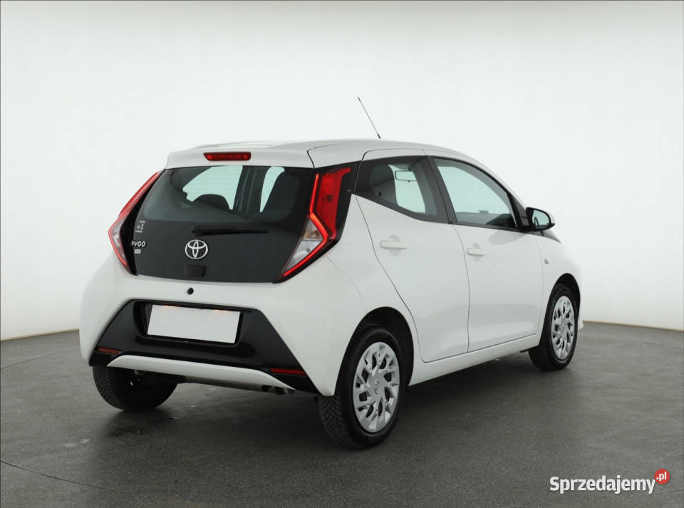 Toyota Aygo 10 VVTi Rok produkcji 2021