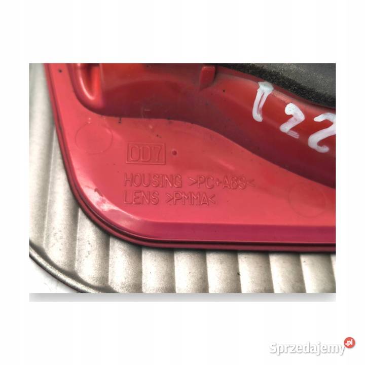LAMPA PRAWA Nissan Juke F15 DOLNA Przeciwmgielna