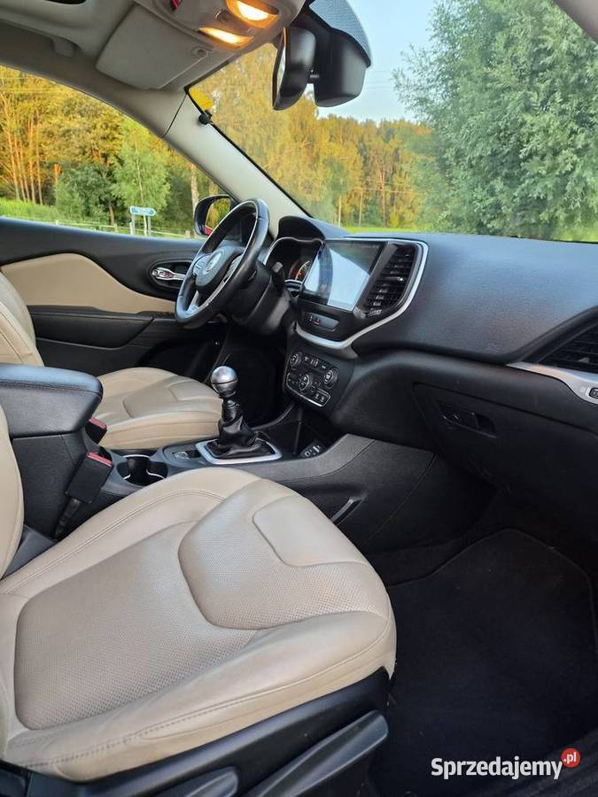 Jeep chrokee 140KM sprzedam