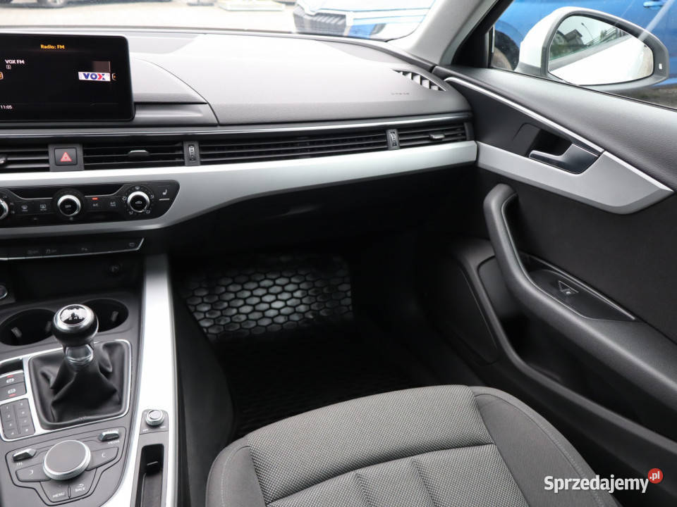 Audi A4 14 TFSI radio A4 Katowice