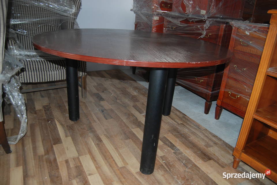 Stoliki różne z hotelu Słupno