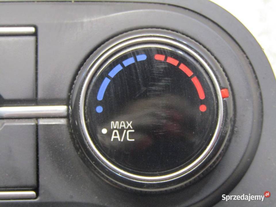 PANEL NAWIEWU KLIMATYZACJI KIA CEED III SW KOMBI osobowe