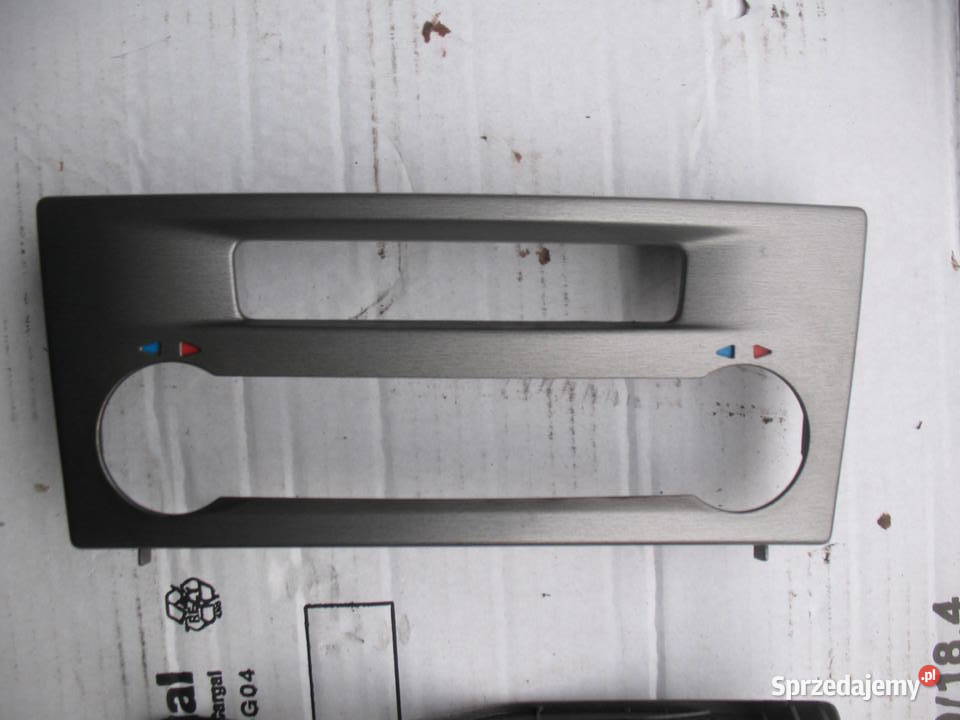 panel środkowy konsoli renault laguna II Lublin