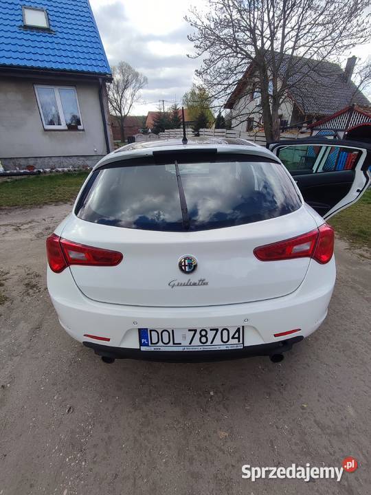 Alfa Romeo Giulietta Rok produkcji 2011 Międzybórz