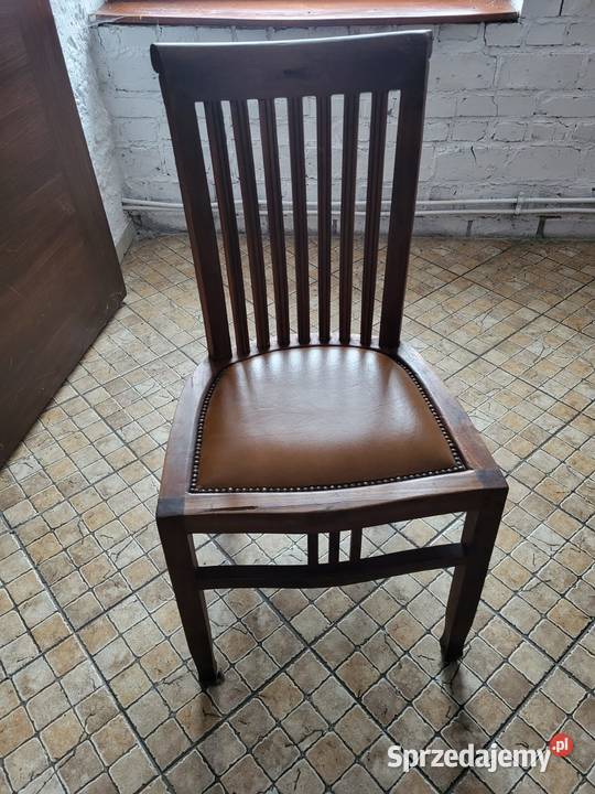 Krzesło drewniane z skórzanym siedziskiem Rybnik