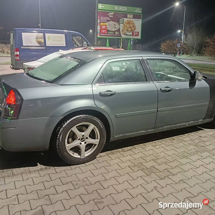 Chrysler 300C 27 V6 b gaz nieuszkodzony Lublin